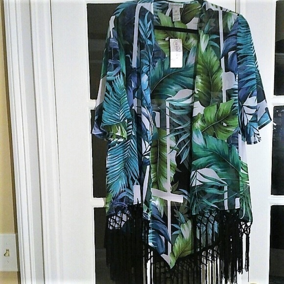 Catherines Other - Beautiful Kimono Cover 1X 18/20 NWT
